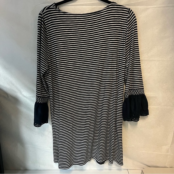 J.Jill Stylish Mixed-Media Smocked-Sleeve Tunic navy and white size large women - Picture 10 of 14